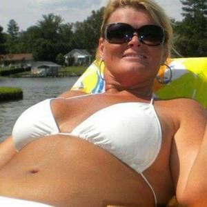 Meet your Posher, Lizzie